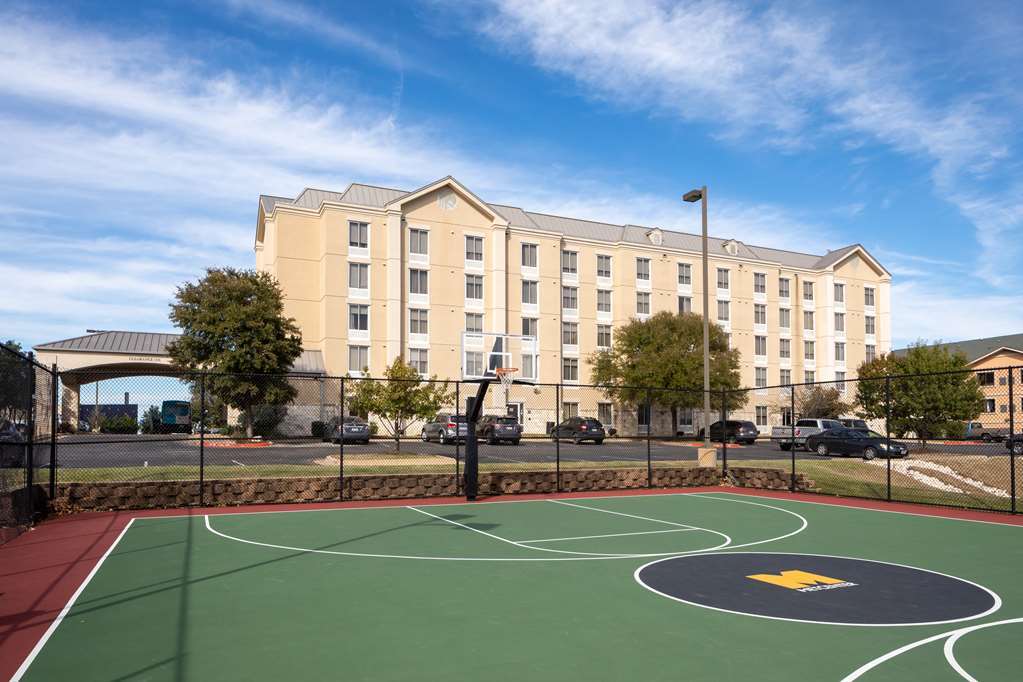 Hampton Inn & Suites-Austin Airport Facilities photo